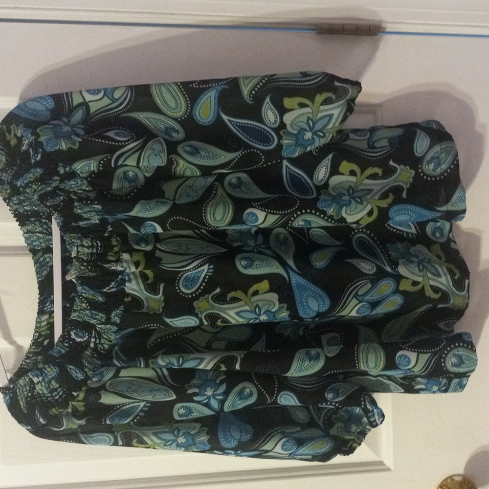 Ladies SLB petite large peasant looking top